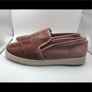 Steve Madden pink perforated womens loafers size 9